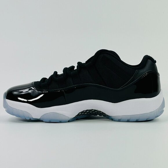 Air Jordan 11 Retro Low \'Space Jam\' FV5104-004 size 8 B-GRADE
